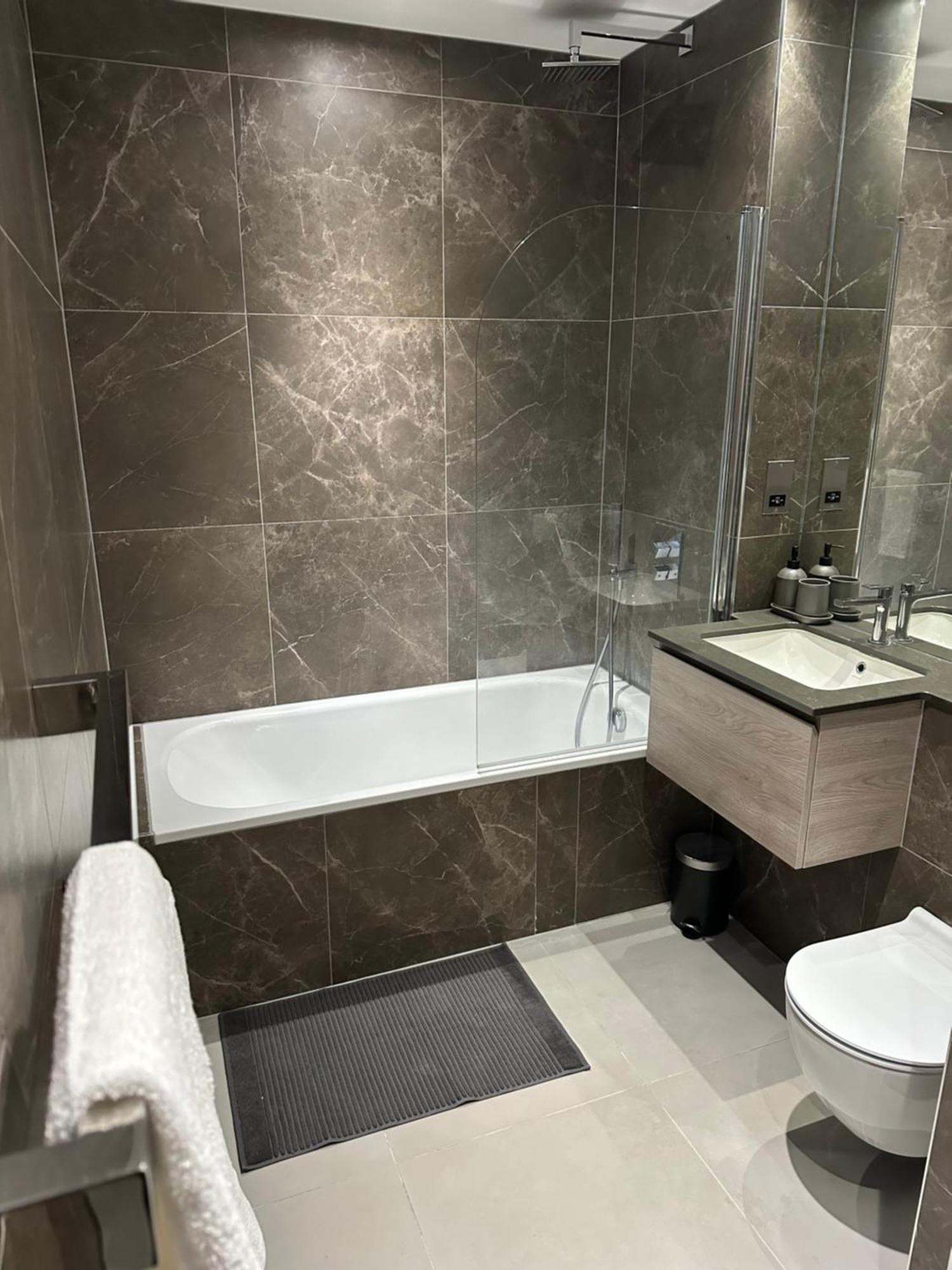 Richardson Deluxe Apartments London Ngoại thất bức ảnh